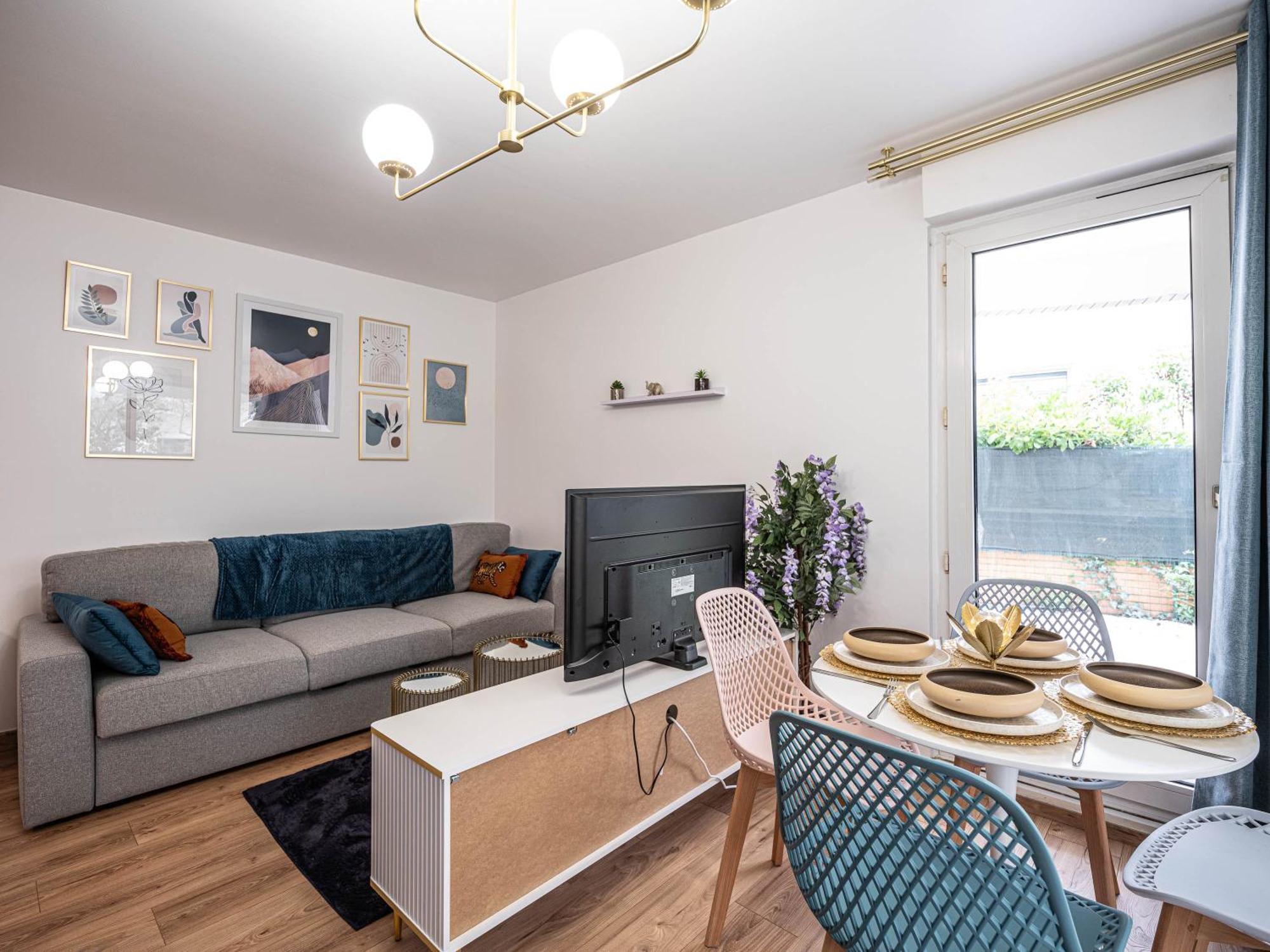 Appartement Cocooning En Centre-Ville - Residence Le Colisee エルモン エクステリア 写真