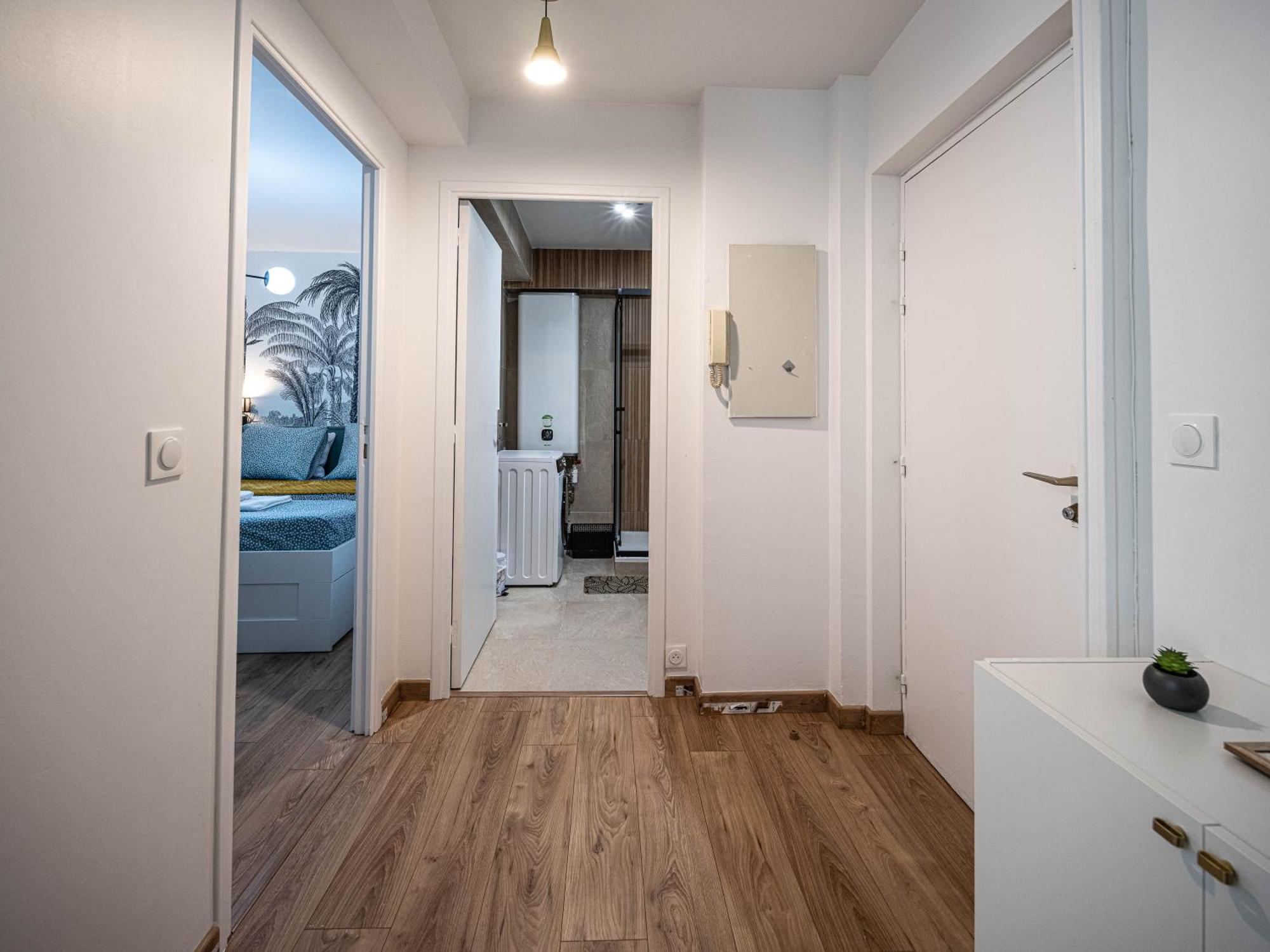 Appartement Cocooning En Centre-Ville - Residence Le Colisee エルモン エクステリア 写真